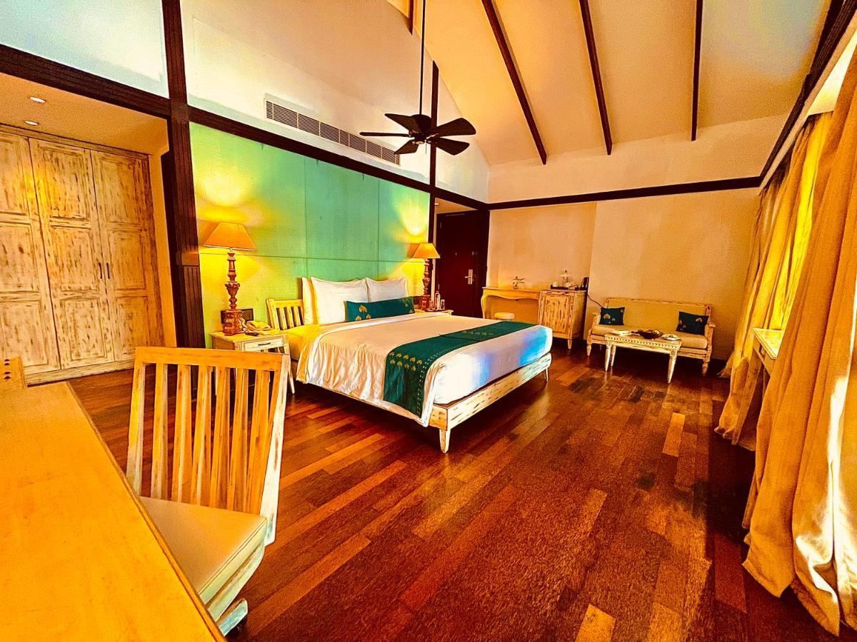 Plumeria Lake Resort & Spa Vayalar Exterior photo