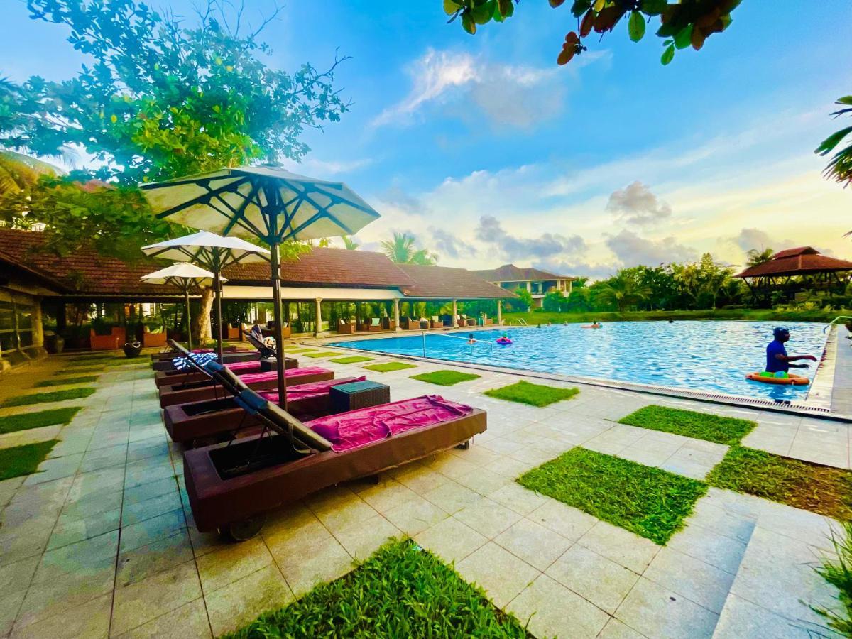Plumeria Lake Resort & Spa Vayalar Exterior photo